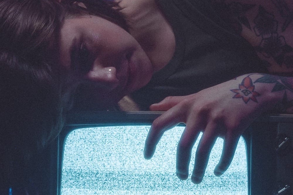 INTERVIEW: Josaleigh Pollett Invites Us to Love the Questions