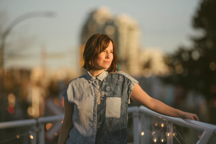 INTERVIEW: Liv Wade Moves in "Slow Motion" On Radios and Buffalos